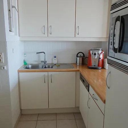 Horizon 0501 Located On The Sea Apartment