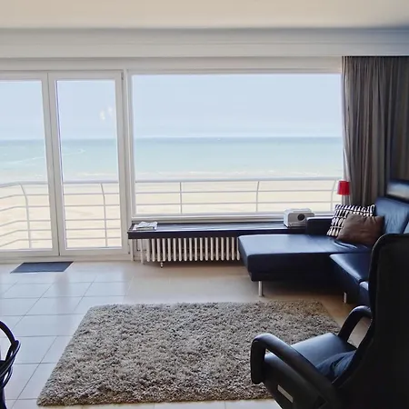 Horizon 0501 Located On The Sea Apartment Nieuwpoort